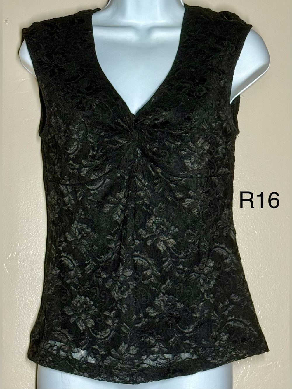 Rampage Black Floral Lace V-Neck Camisole